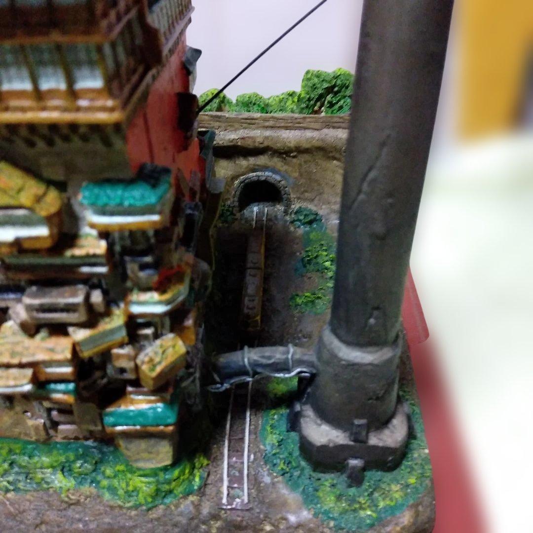 ジブリ　千と千尋の神隠し 限定版置物