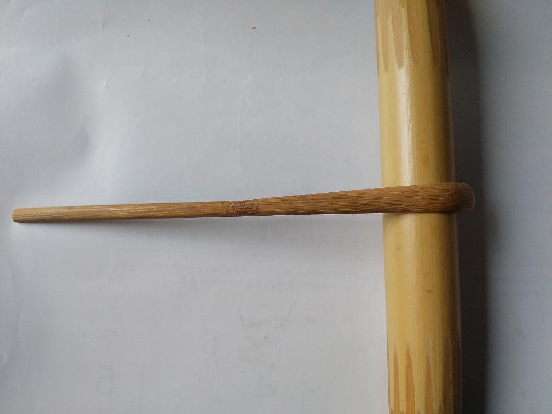 茶杓 前大徳 藤井誠堂 銘『 雲錦 』 共箱 茶道具 新品 未使用 です。