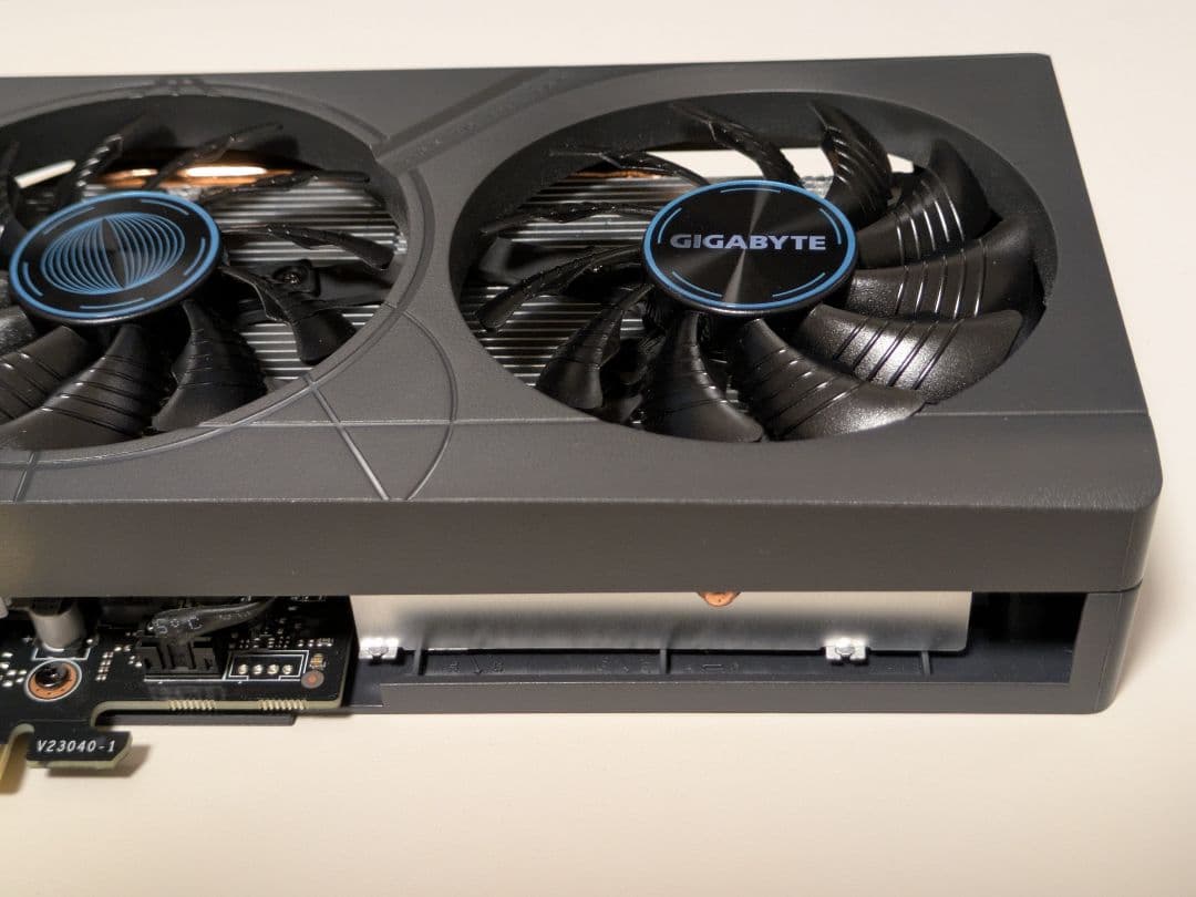 美品 GIGABYTE GeForce RTX 4060 OC 3FAN