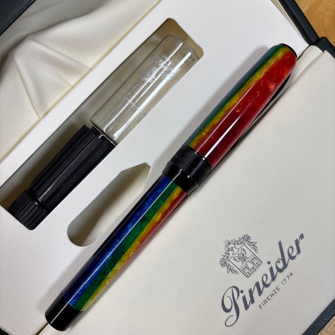 Pineider レインボー万年筆 F