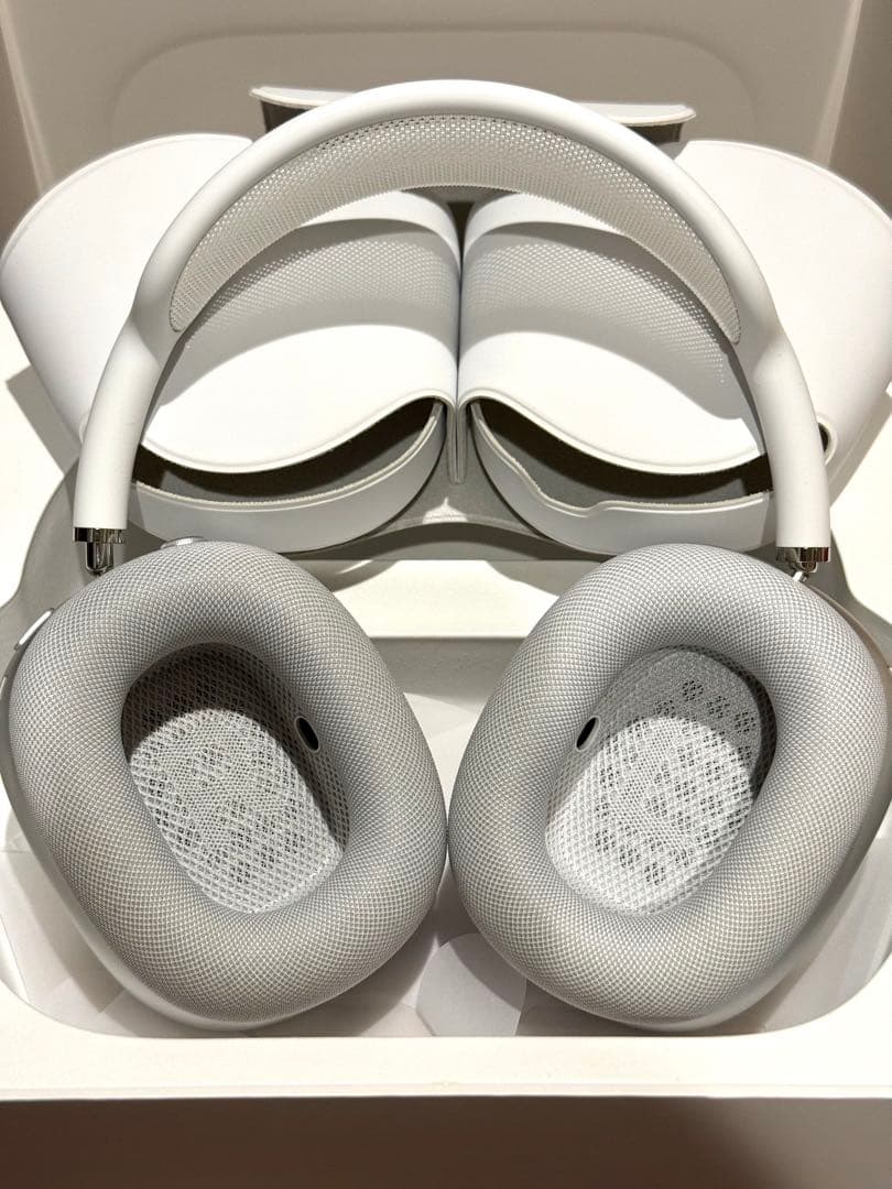 Airpods Max シルバー