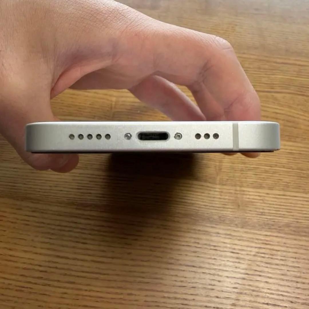 iPhone13 スターライト SIMフリー　128gb