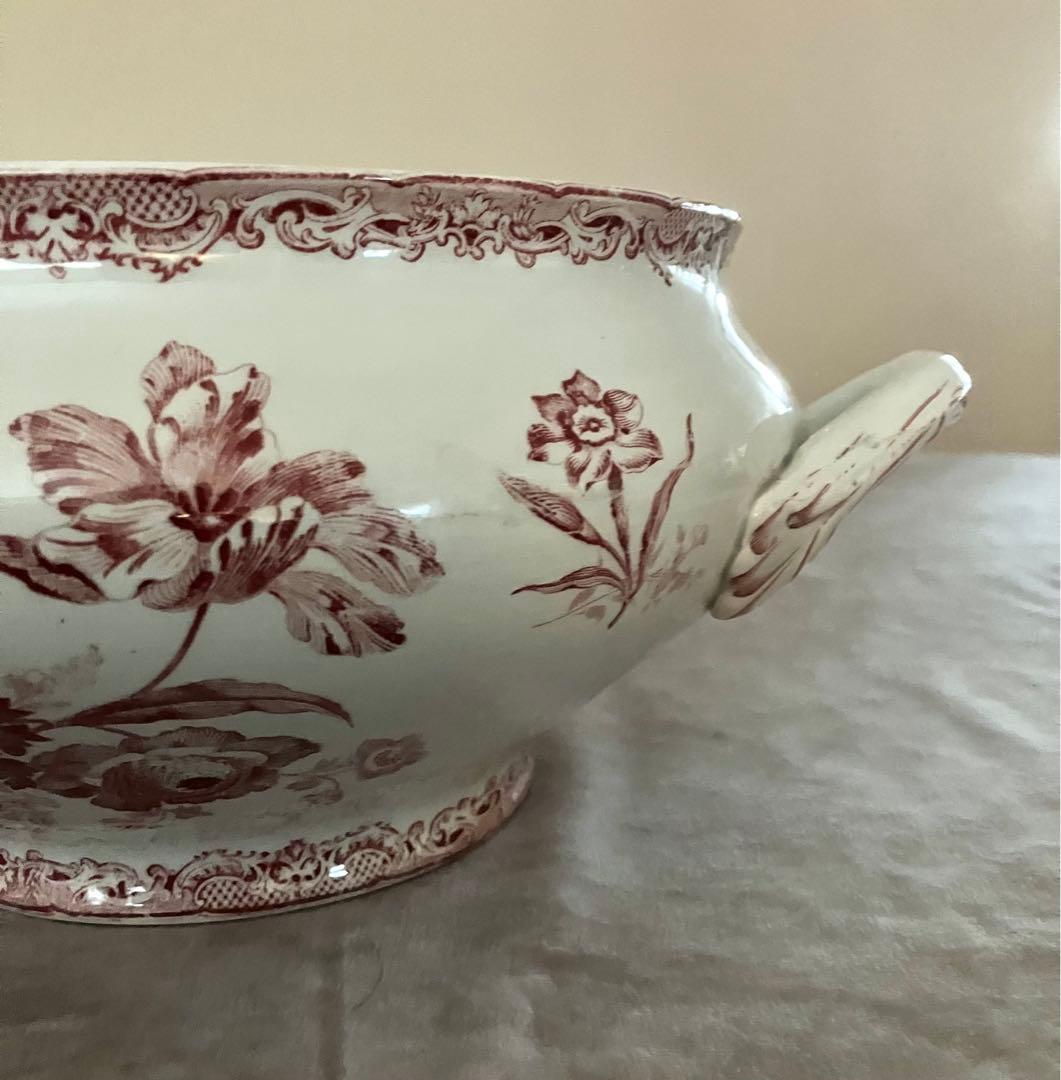 フランスアンティーク・サルグミンヌ フォンタンジュ・スーピエール1点