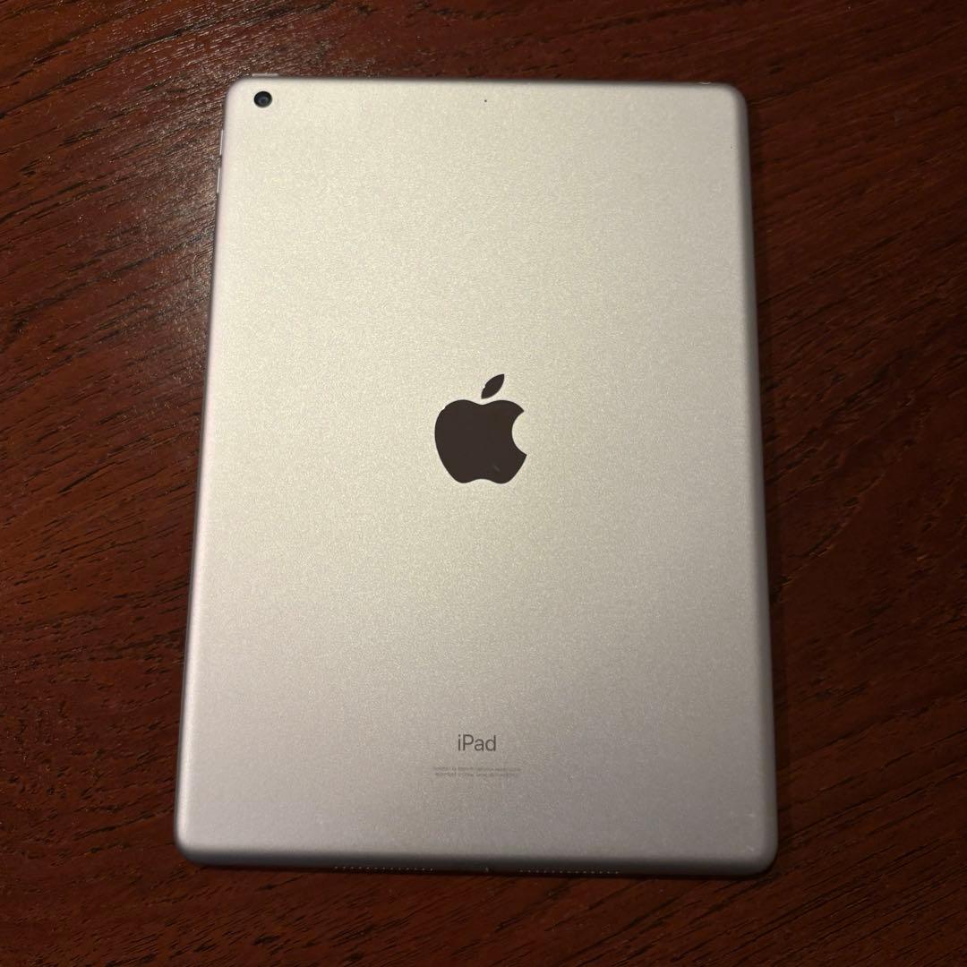 【KST】iPad 第8世代 32GB Apple pencil付