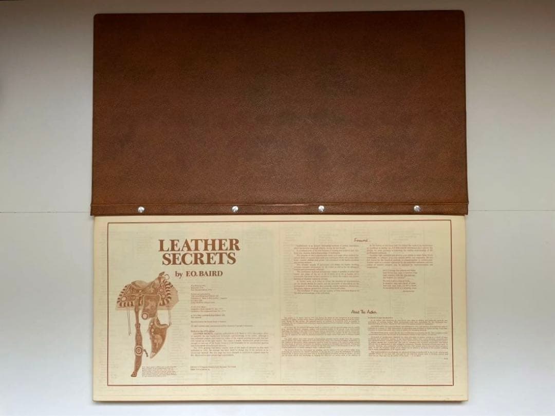 LEATER SECRETS By F.O. BAIRD レザークラフト美品