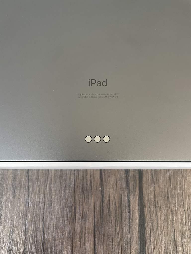 ②【美品】iPad Pro　11インチ　 第3世代　Wi-Fiモデル　128GB