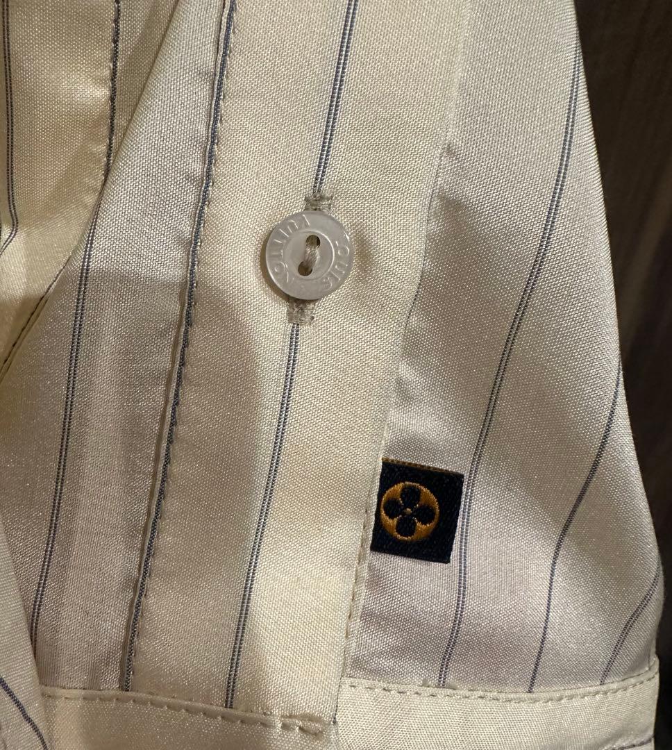 広瀬すず着用 Louis Vuitton ピンストライプシャツ