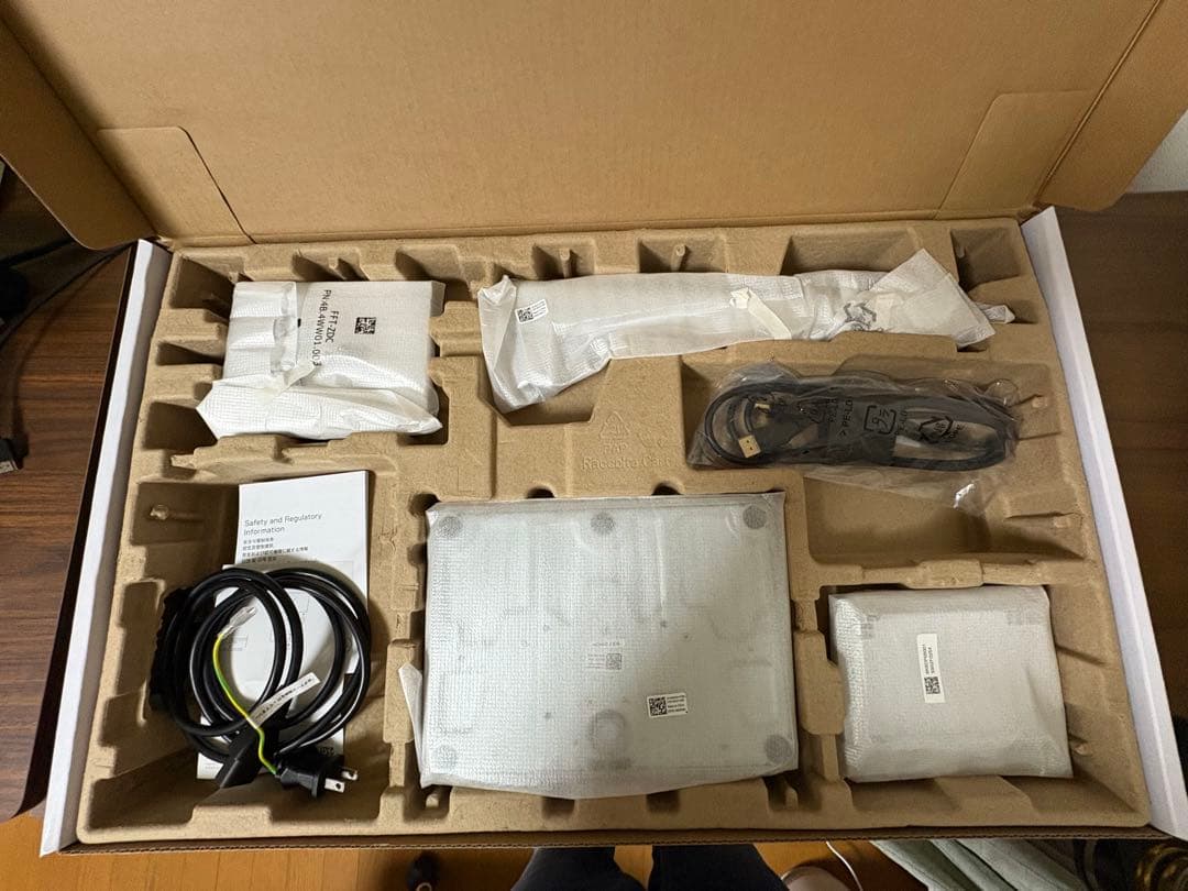 【中古美品】Dell 27 Plus 4K モニター - S2725QS