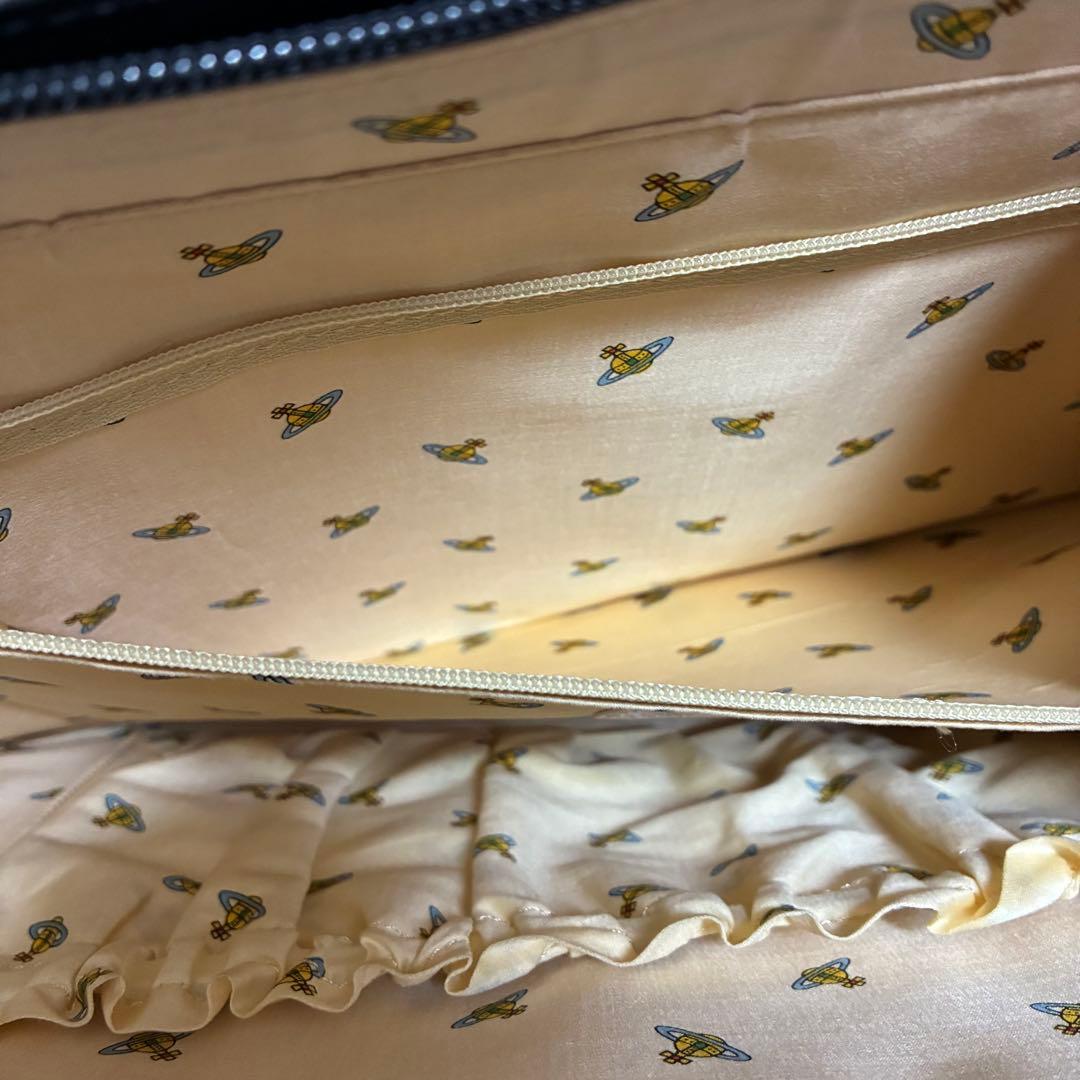 ヴィヴィアンウエストウッド　ビジネスバッグ　金オーブ　ブラック　レザー