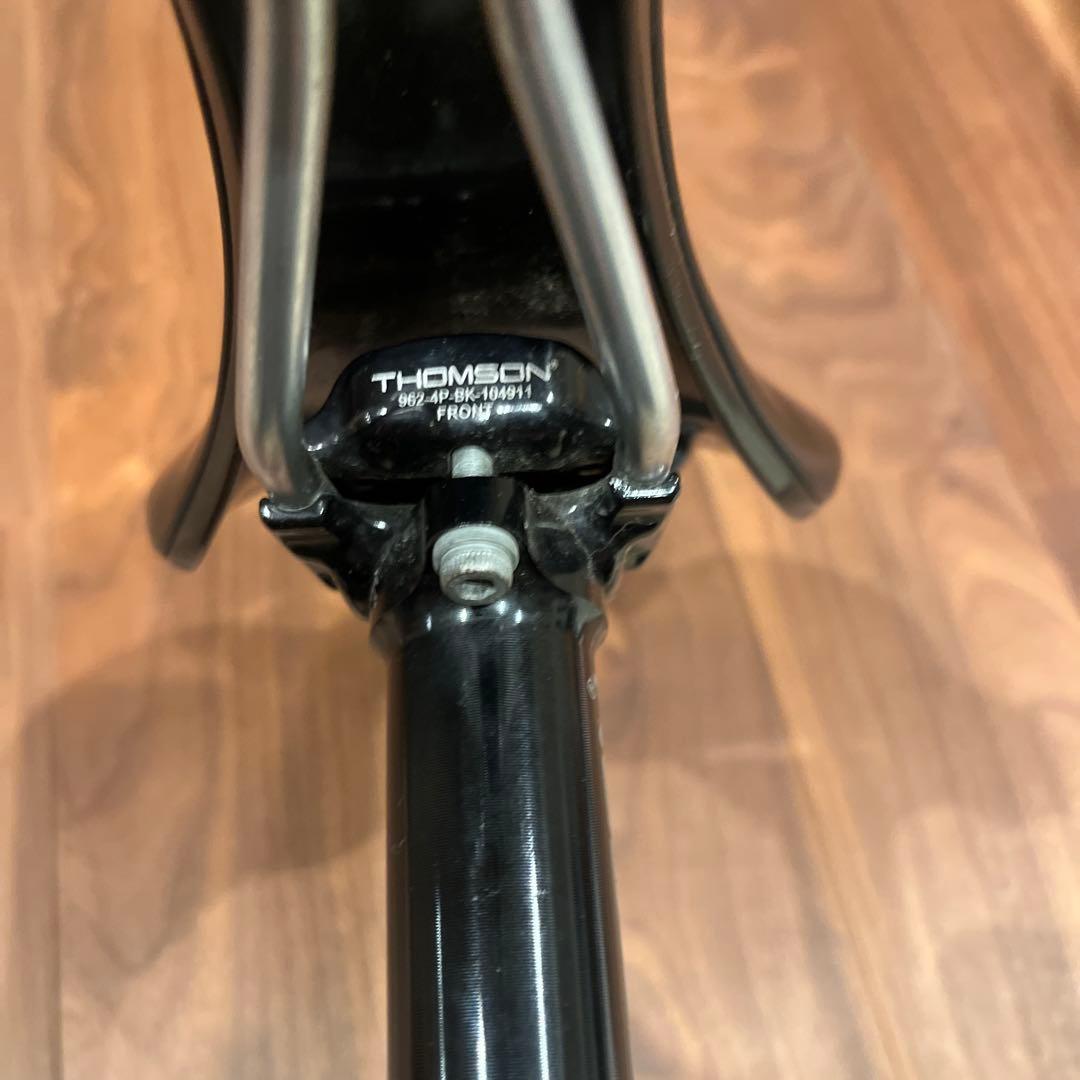 THOMSON シートポスト 27.2mm x 250mm fabricシート