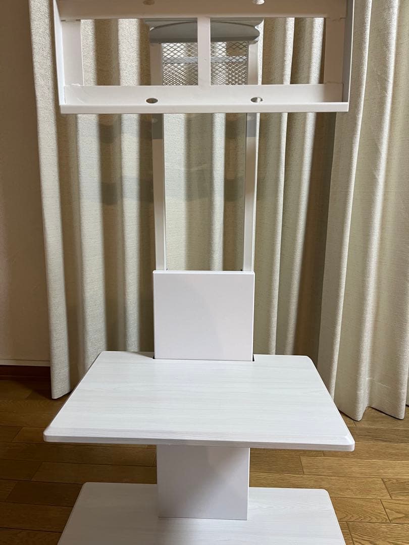 テレビ壁掛けスタンド　ニトリ