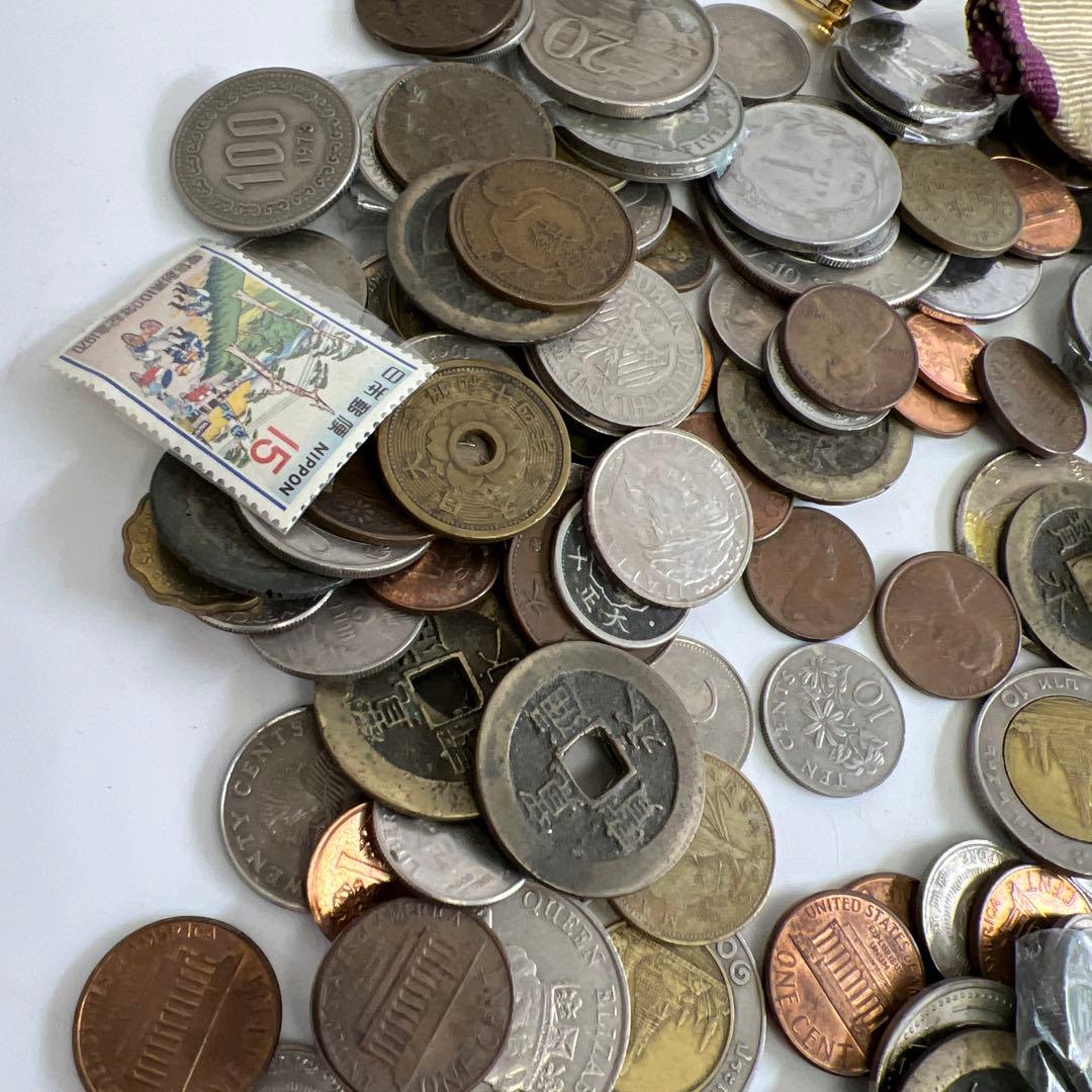 古銭色々　ケースや袋込2138g 東Y8-0128①