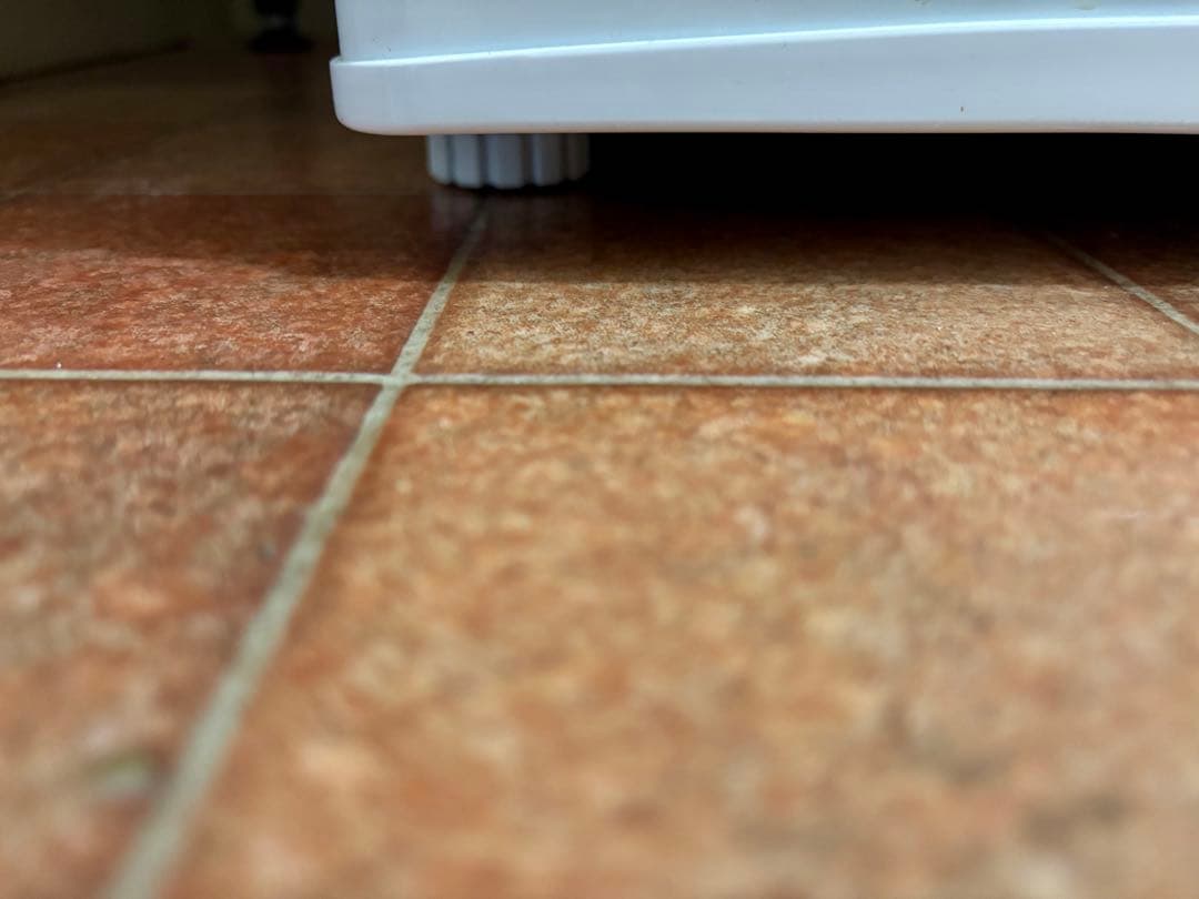 山善YAMAZEN 31L 小型冷凍庫 コンパクト セカンド 一人暮らしホワイト