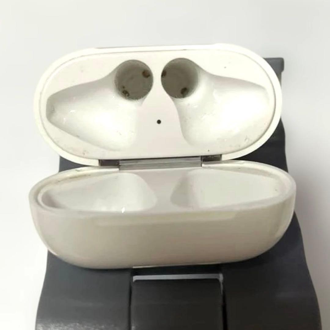 【中古全付】AirPods（第2世代）MV7N2J/A ケース付き