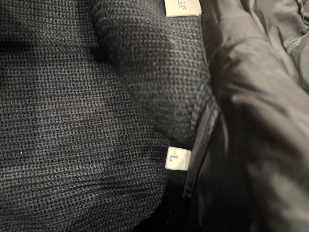 モンクレール　ニットダウン