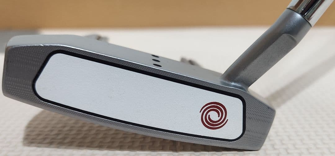 はっちOdyssey White Hot OG 7S パター