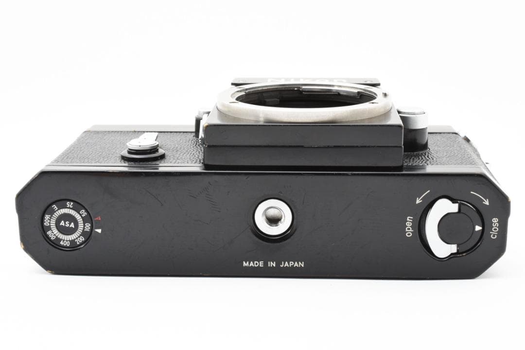 美品 NIKON F アイレベル フィルムカメラ　モルト新品交換済 B851