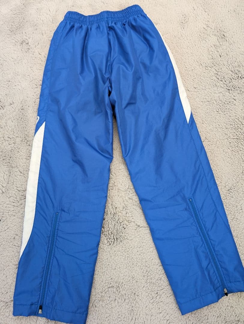 アシックス ウィンドブレーカー 山梨学院大学