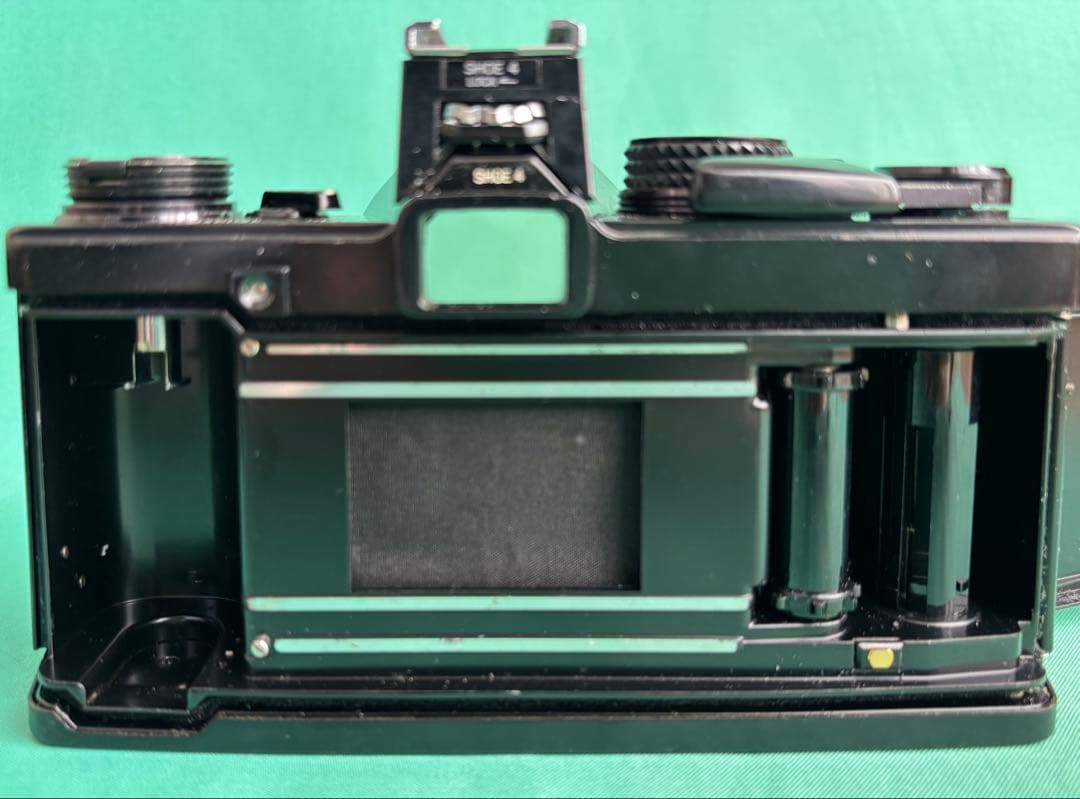 ★ OLYMPUS OM-2N BLACK + 広角レンズ 35mm