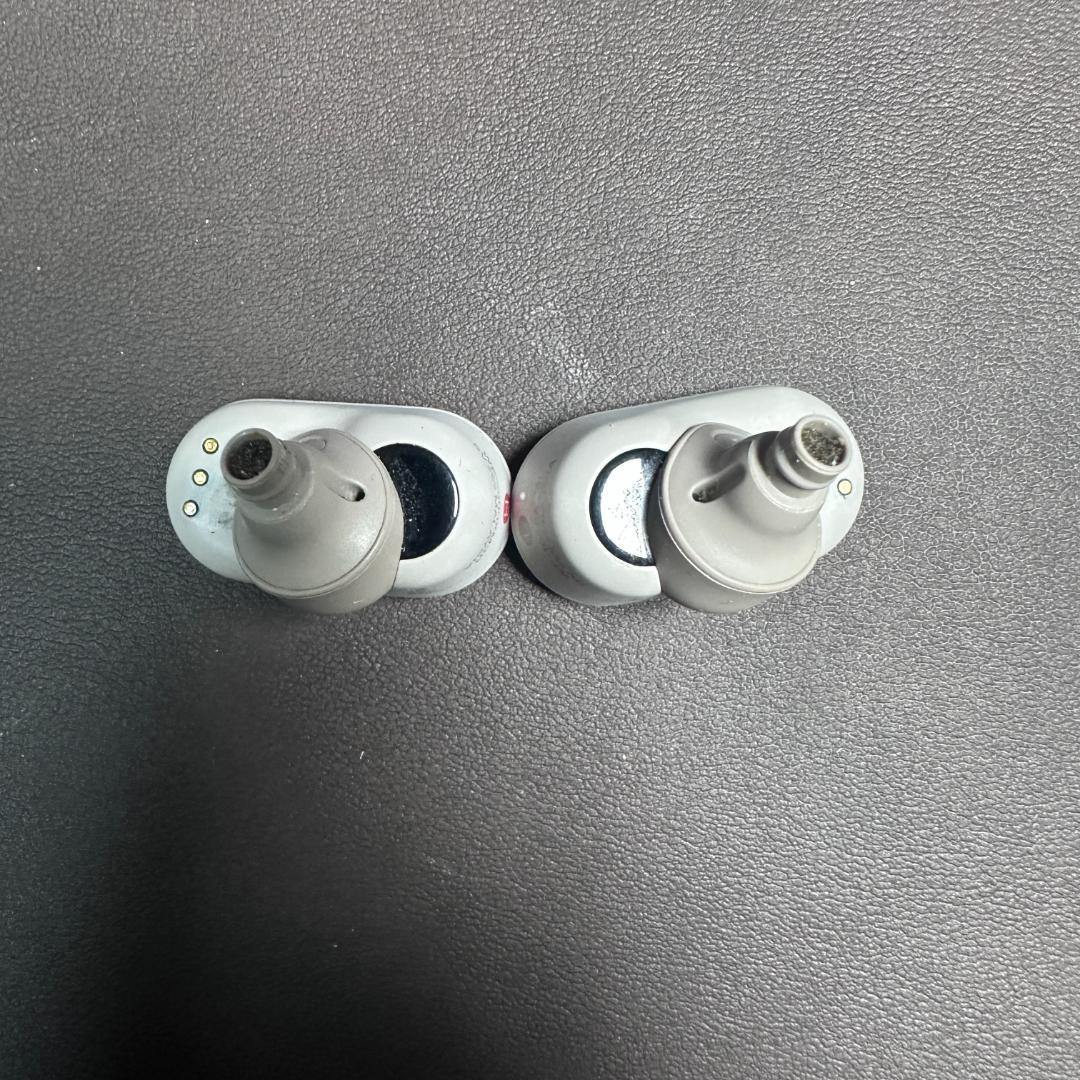 【美品】 ソニー SONY ワイヤレスイヤホン　WF-1000XM3