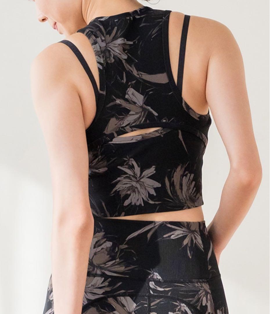 SUKALA リブBigフラワープリントショートタンクトップ ブラックM