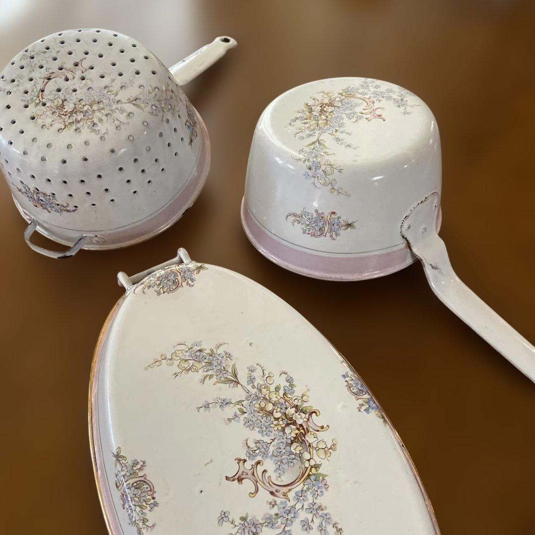 フランスアンティークホーロー