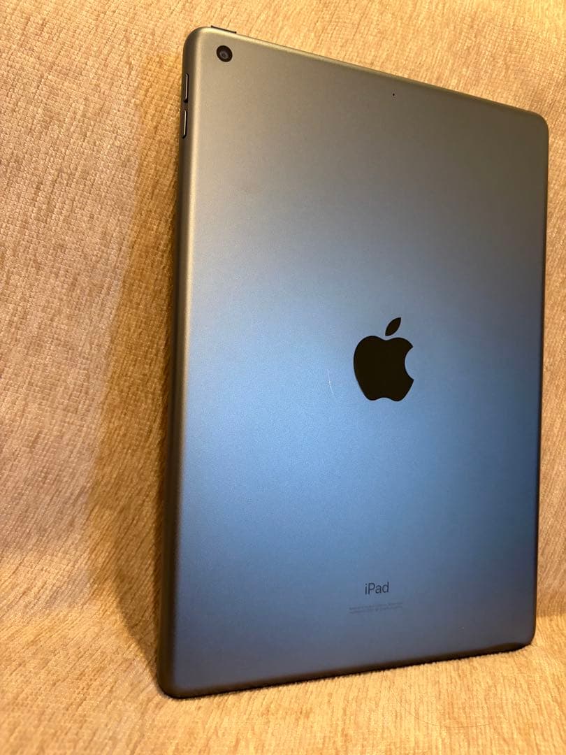 iPad第7世代 32gb本体 スペースグレー カバー　ペンシル付き