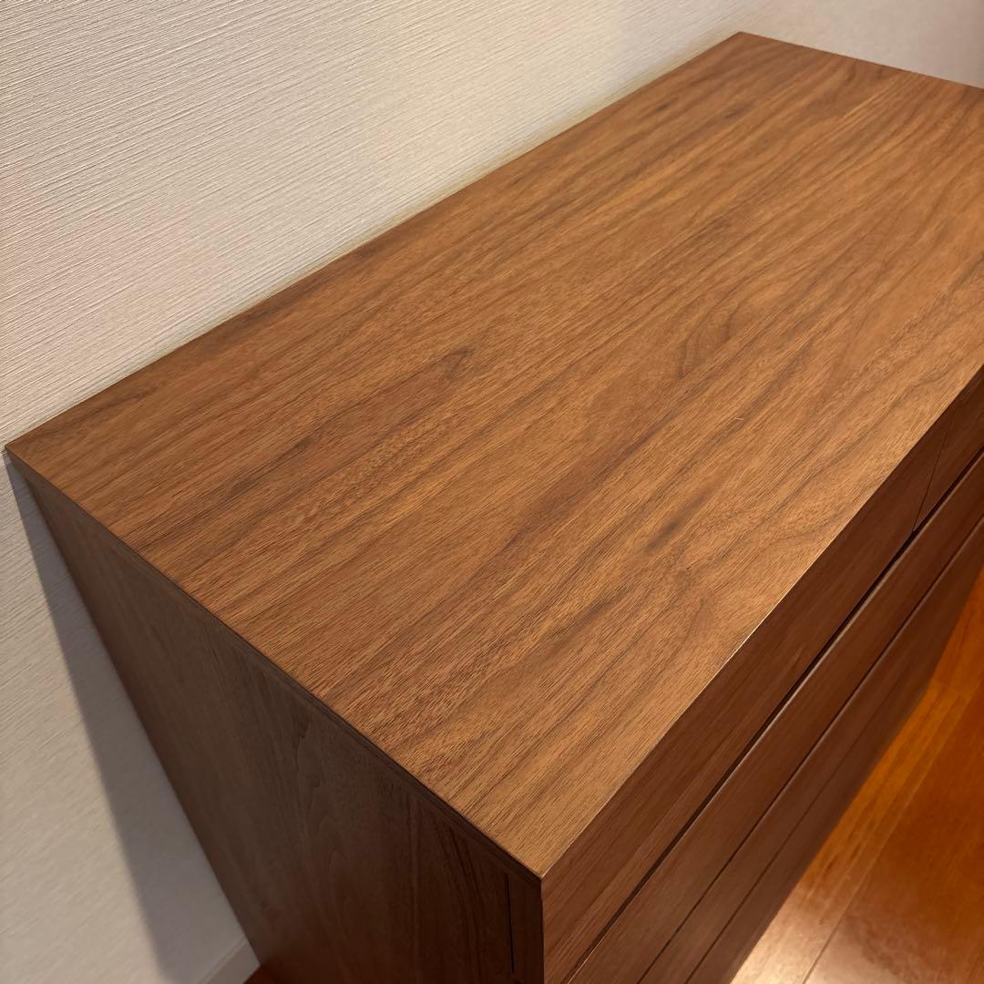 【美品】無印 木製チェスト４段　ウォールナット材突板 タンス 洋服