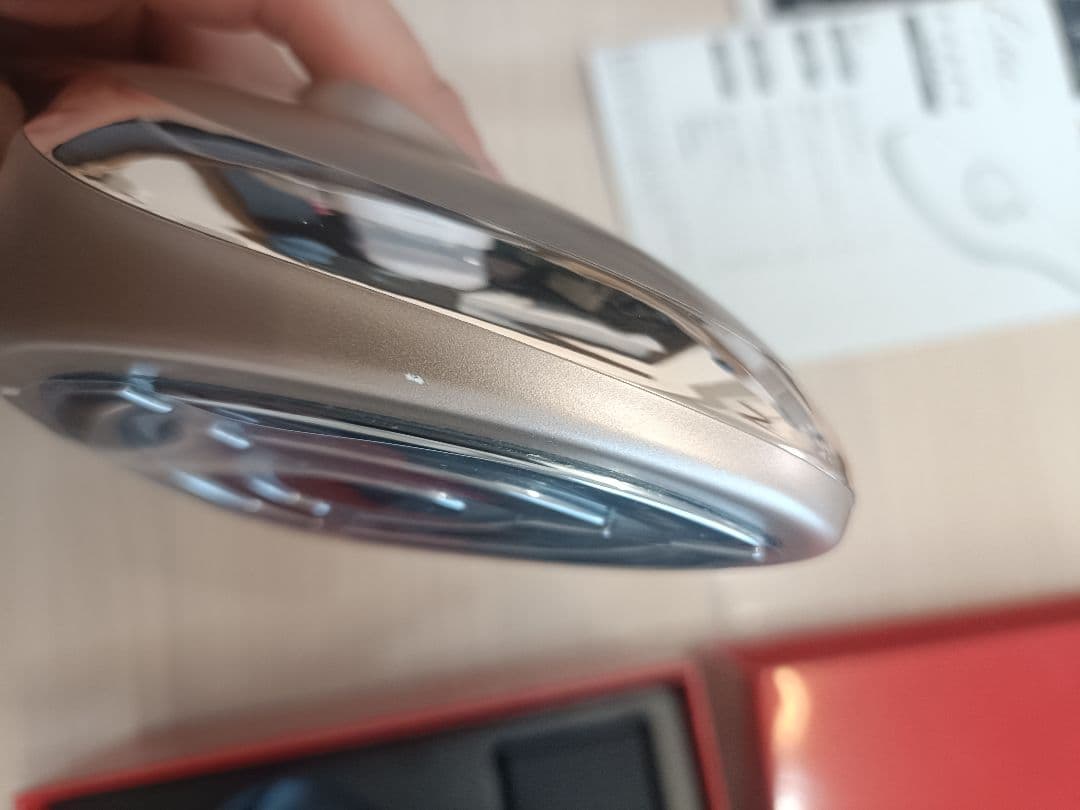 IKKOさんプロデュース、ラボンエクラ　Éclat ME LA BOUM 美顔器