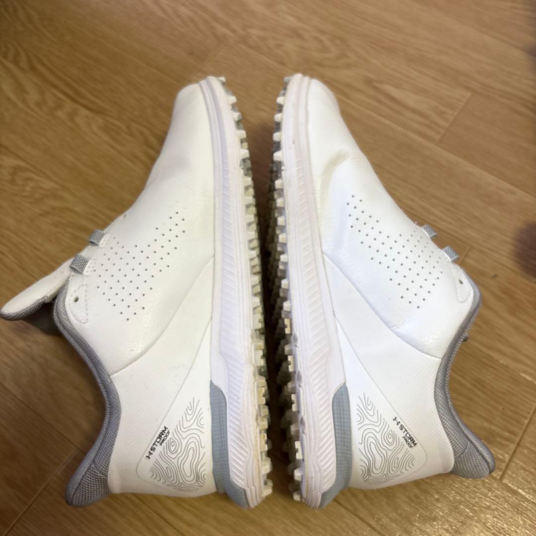 アンダーアーマーゴルフシューズ