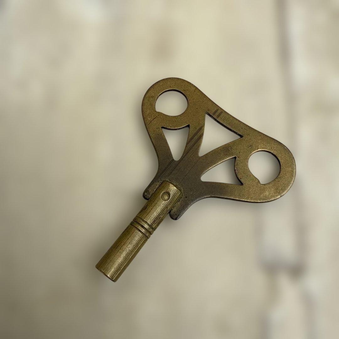 Master 400-Day 置時計 ガラス製 金色　ゼンマイ巻き式　レトロ