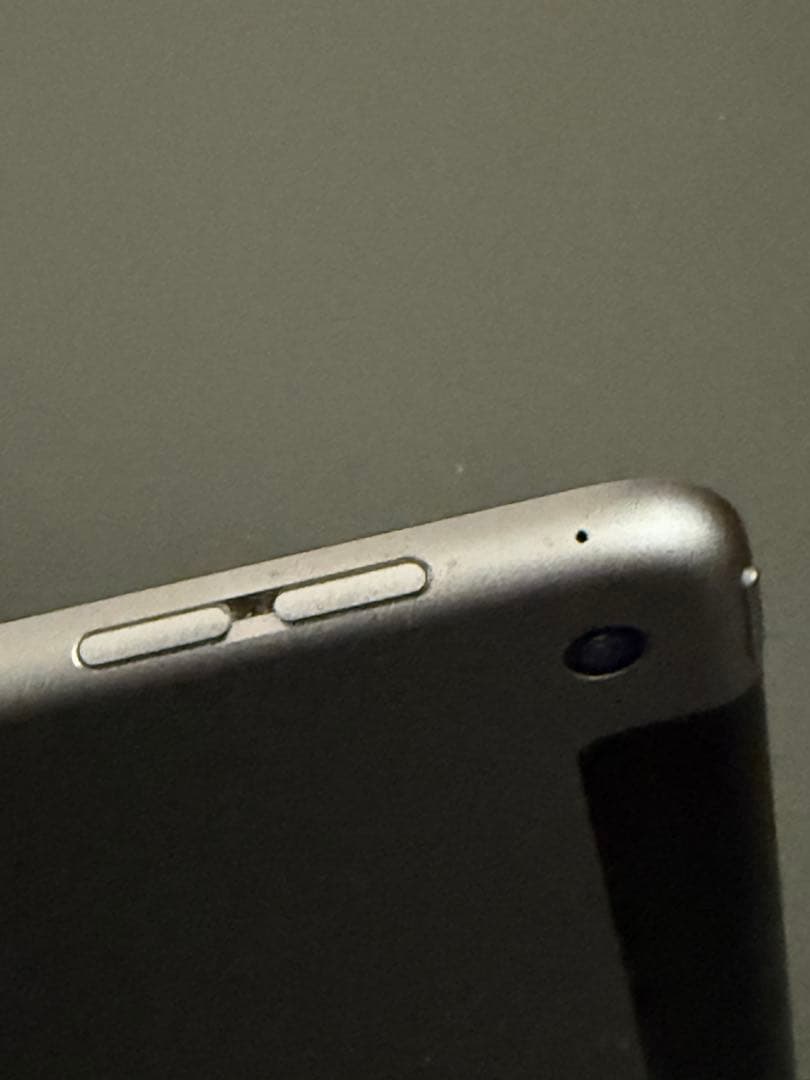 値引 iPad mini 4 32GB Wi-Fi + Cellular本体のみ