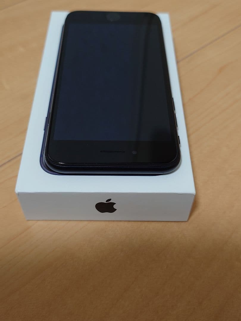 【新品品質/即発送】iPhone SE 第3世代 100% 64GB SIMフリ