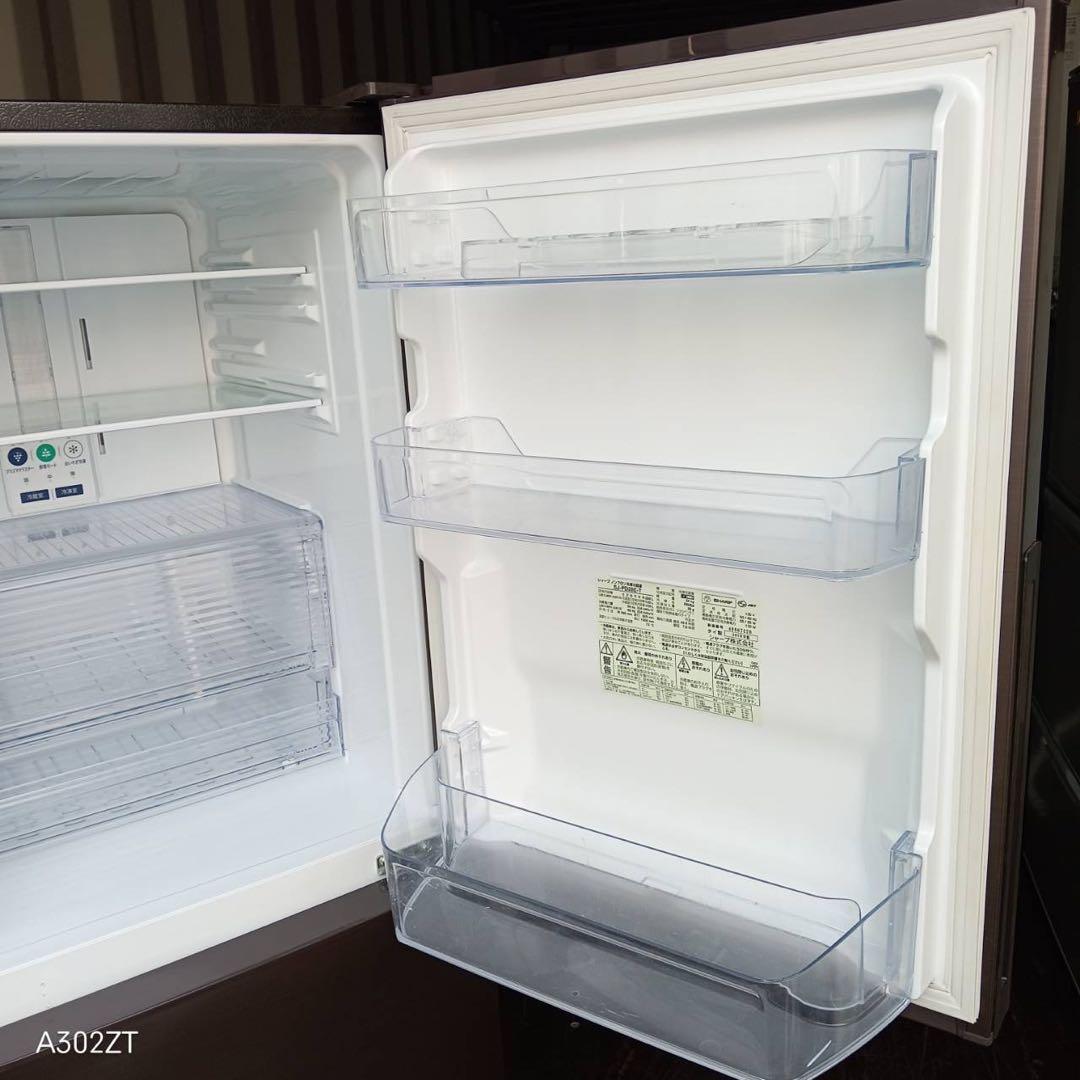 A302★2019年製★シャープ　冷蔵庫　大型　ブラウン茶色　プラズマクラスター