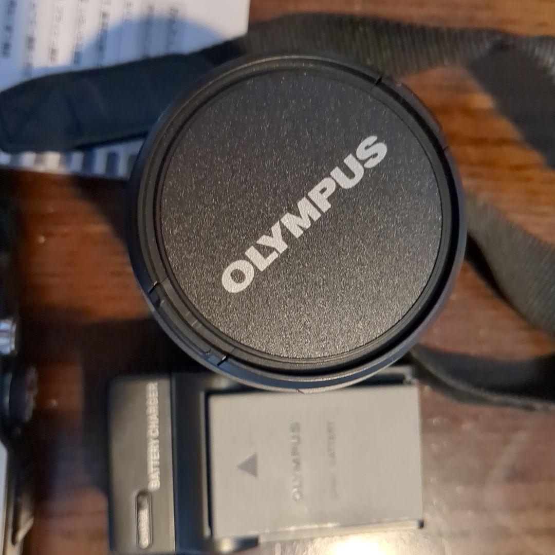 Olympus E-PL2 ミラーレス一眼カメラ