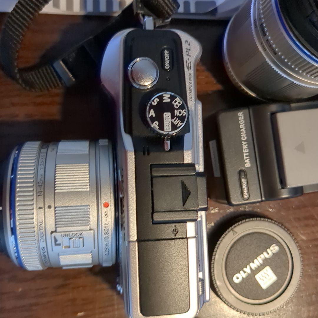Olympus E-PL2 ミラーレス一眼カメラ