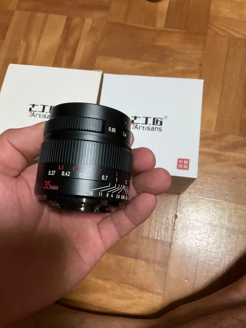 7Artisans 35mm F0.95 単焦点レンズ