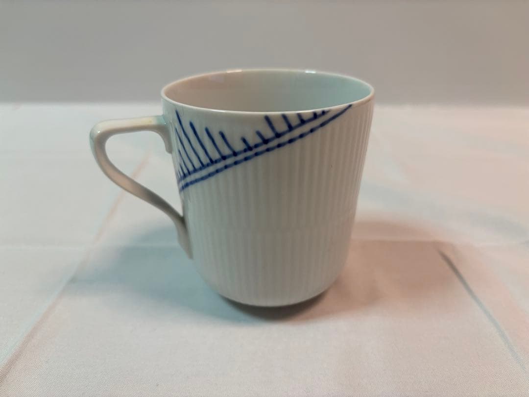 ロイヤルコペンハーゲンブルーフルテッドメガプレート27㎝マグカップ2客セット新品