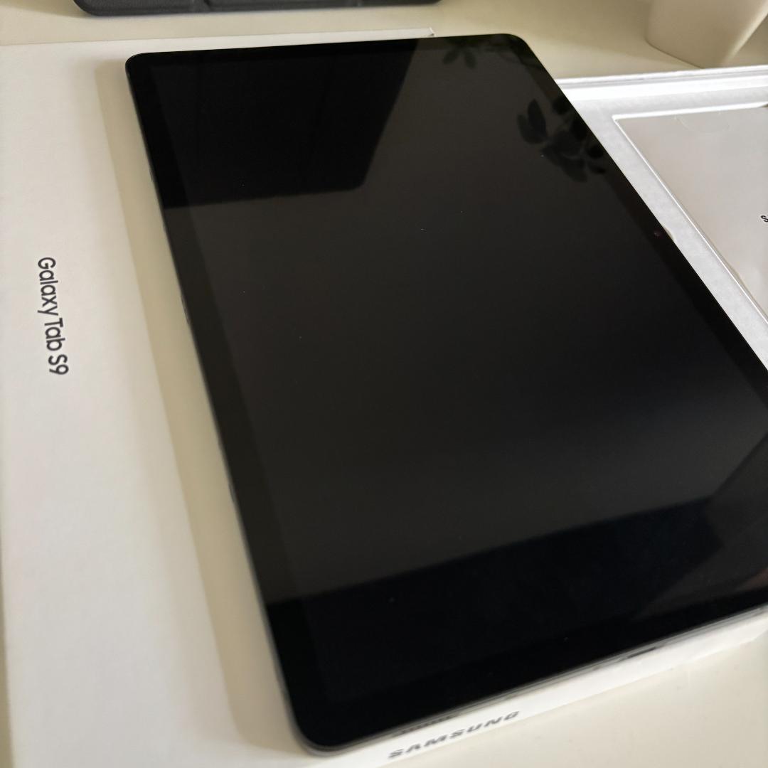 【美品】GALAXY Tab S9 SM-X710 ケース付き