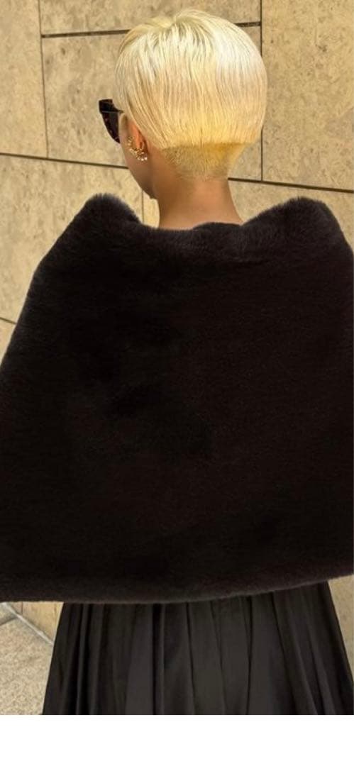 新品未使用　JENNE リッチボリュームファーケープ ブラウン