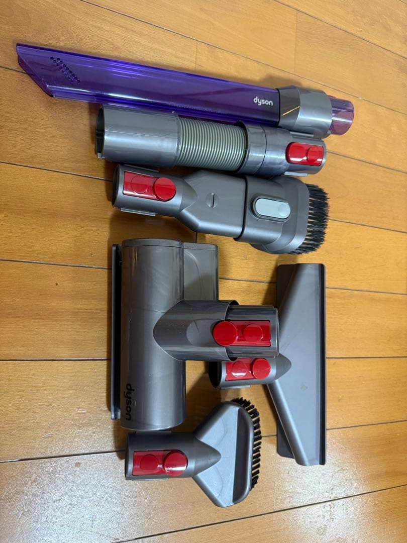 Dyson SV18 コードレス掃除機　スタンド付き　ダイソン