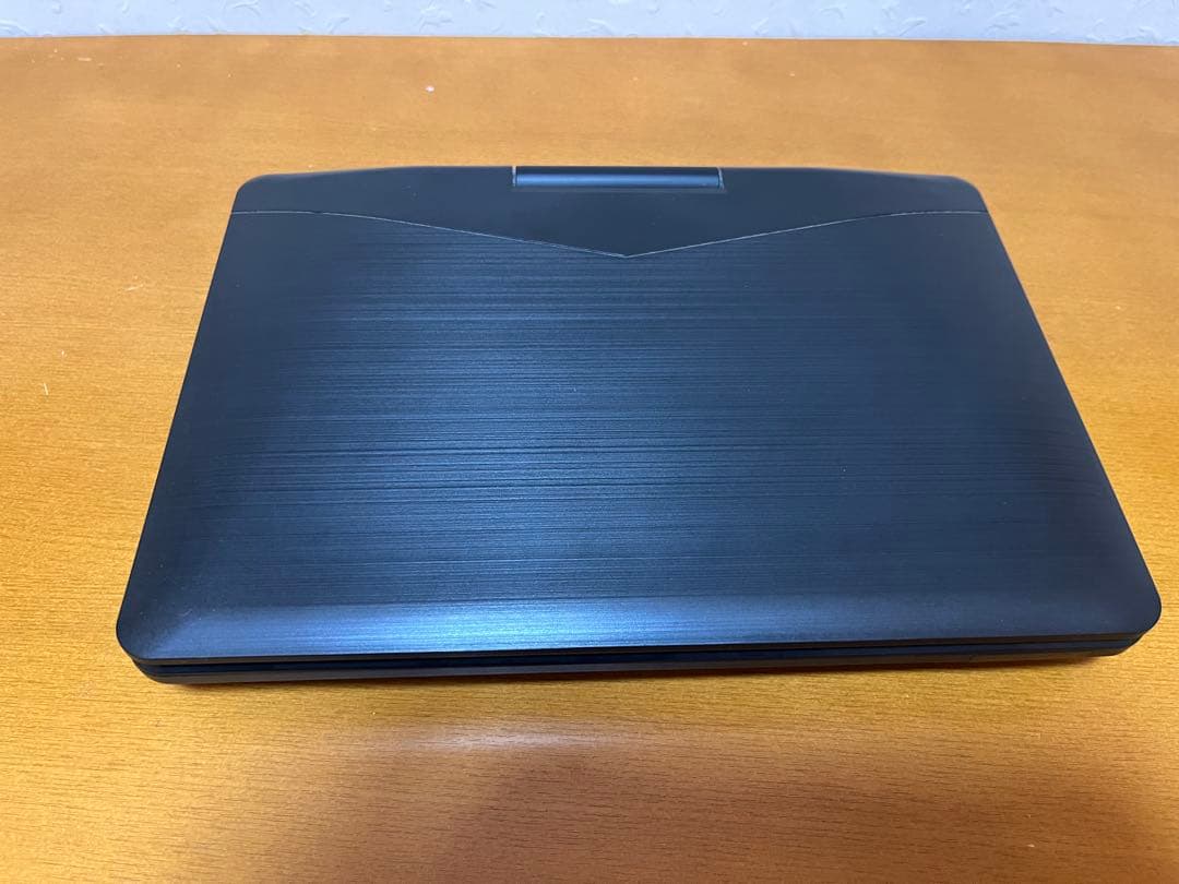 Superbe 12PB 11.6インチ　ポータブルブルーレイ/DVDプレーヤー