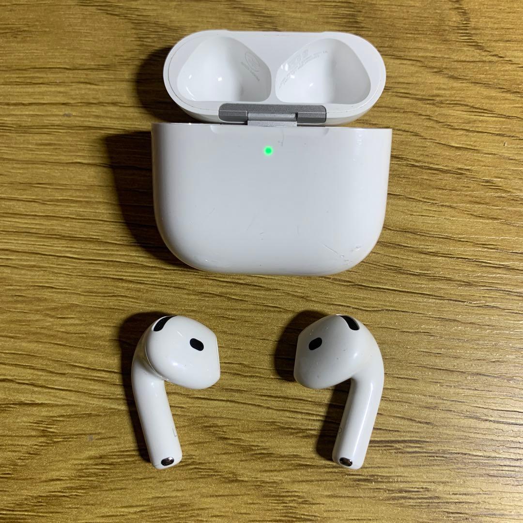 Apple AirPods 第4世代　ANC