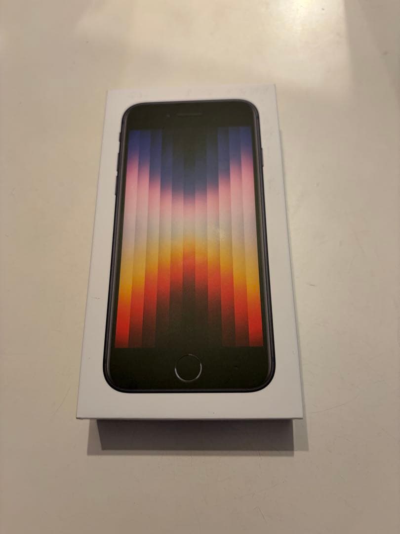 美品！！iPhoneSE(第三世代) SIMフリー バッテリー最大容量93%