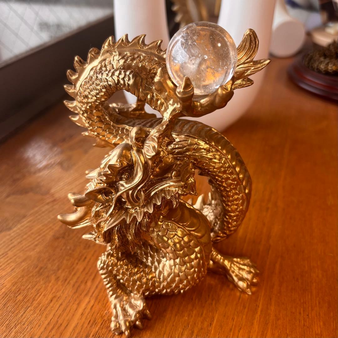 【セレクト品】五本爪 龍神 水晶丸玉付き置物