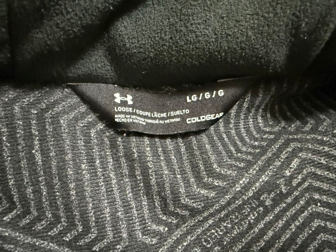 アンダーアーマー廃盤STORMコールドギア　ベンチコートLG