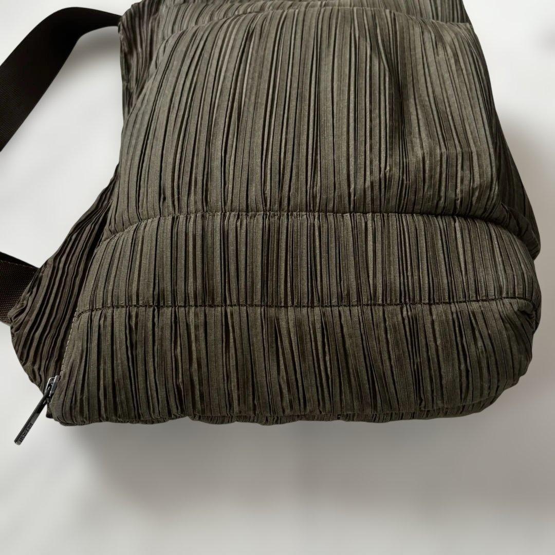 PLEATS PLEASE プリーツプリーズ ショルダーバッグ カーキブラウン