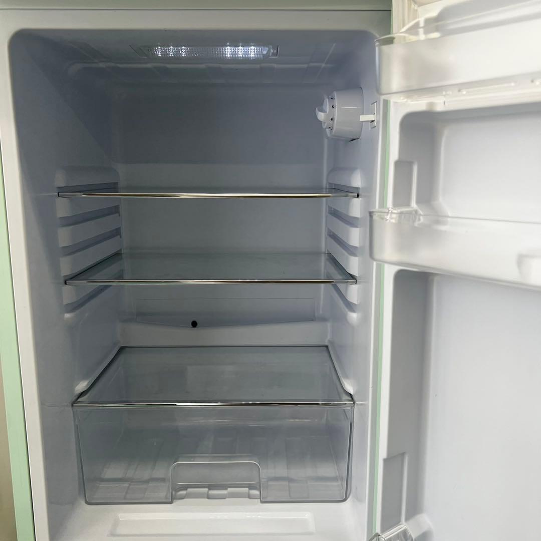 128❤️　冷蔵庫　小型　一人暮らし　レトロ　お洒落　スリム　安い　中古　設置無料