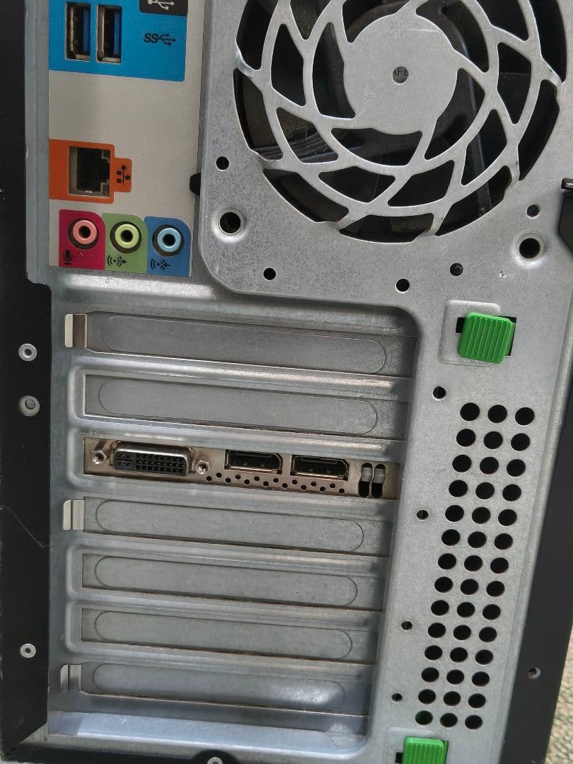 [ジャンク] hp Z420メモリ16GB/NVIDIA Quadro 4000