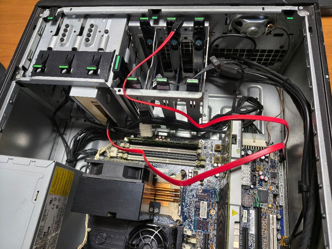 [ジャンク] hp Z420メモリ16GB/NVIDIA Quadro 4000